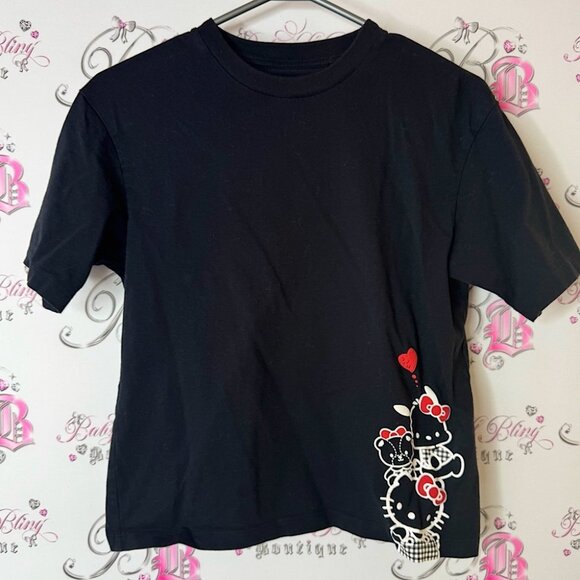 Sanrio hello kitty tshirt tee gingham graphic hearts Black and Red T-Shirt - Picture 1 of 7